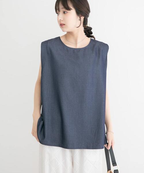 ITEMS URBANRESEARCH(アイテムズ アーバンリサーチ)の「レーヨンデニムノースリーブブラウス(シャツ/ブラウス・レディース・ブルー/インディゴブルー・FREE)」の9枚目の写真