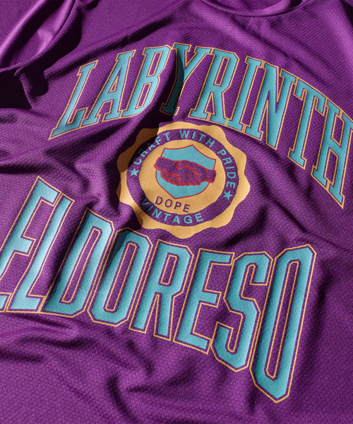 ELDORESO(エルドレッソ)の「Labyrinth Tee / ラビリンスT(Tシャツ/カットソー・メンズ・ブルー/パープル/ブラック・MEDIUM/LARGE/SMALL)」の11枚目の写真