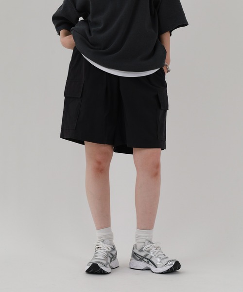 FUNALIVE(ファンアライブ)の「ツイル 無地 カーゴハーフパンツ(カーゴパンツ・メンズ・ベージュ/チャコールグレー/ブラック/カーキ・L/LL/M)」の7枚目の写真