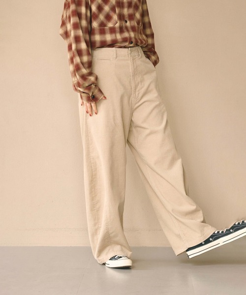 kha:ki(カーキ)の「「KHA:KI / カーキ」OVAL CORD TROUSERS(その他パンツ・レディース・オフホワイト/ダークブラウン/ライトベージュ・2/1)」の10枚目の写真