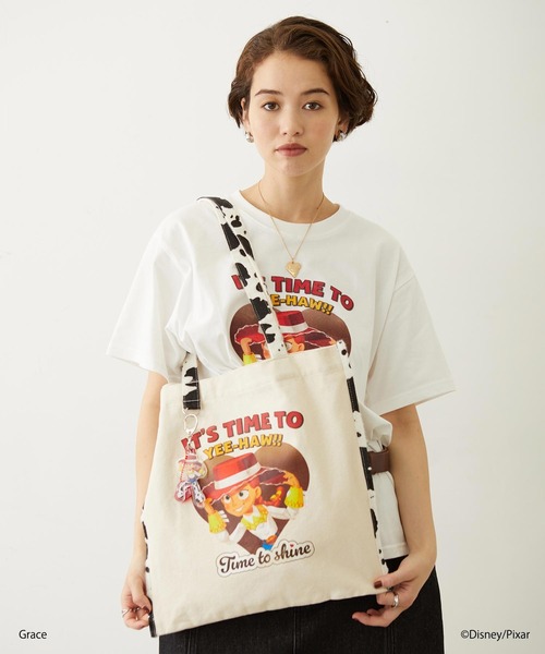 Disney(ディズニー)の「JESSIE / HEART S/S TEE(Tシャツ/カットソー・レディース・ブラウン/ホワイト・ONE SIZE)」の14枚目の写真