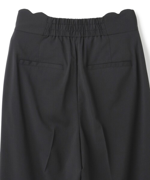TOCCA（トッカ）の「SOFT SEASHELL PANTS パンツ（その他パンツ・レディース・ブラック系・4/2/0）」の2枚目の写真