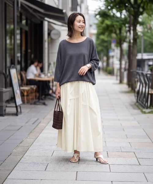 STYLE DELI（スタイルデリ）の「【selection】ランダムタック立体フォルムスカート（スカート・レディース・オフホワイト/ベージュ/ブラック・FREE）」の21枚目の写真