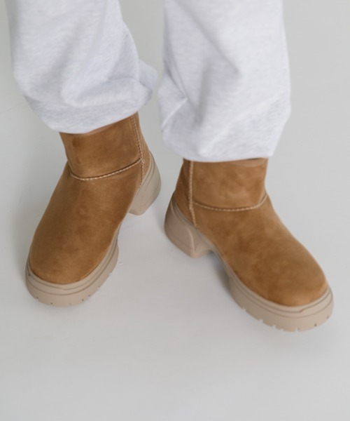 PAES(ペイズ)の「Short Basic Fur Boots(ブーツ・レディース・キャメル・24/23)」の4枚目の写真