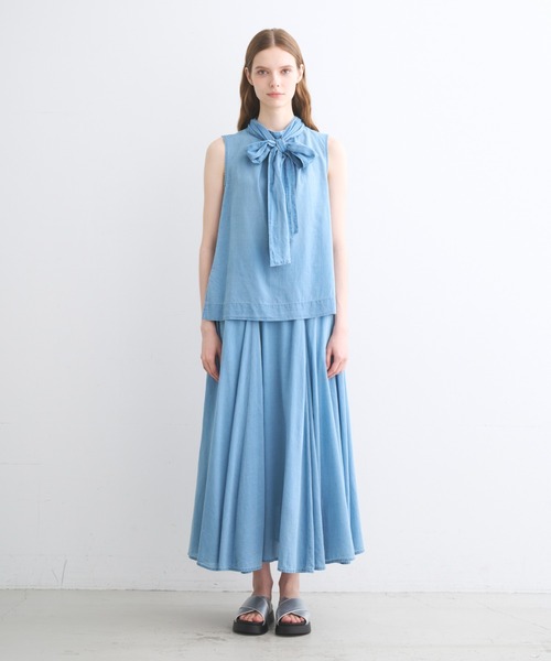three dots(スリードッツ)の「エアーデニム ロングスカート(デニムスカート・レディース・ブルー系その他2/ブルー系その他/グレー系その他・SMALL/X-SMALL/MEDIUM)」の15枚目の写真