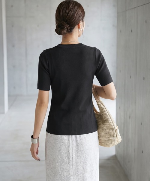 STYLE DELI(スタイルデリ)の「さらさら前ギャザー半袖ニットトップス(Tシャツ/カットソー・レディース・ブラック/アイボリー/ブルー・FREE)」の14枚目の写真