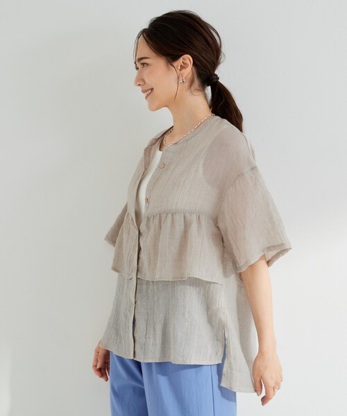 SHOO・LA・RUE（シューラルー）の「フロントフリル シアーワッシャーブラウス（シャツ/ブラウス・レディース・グリーン系/オフホワイト/ライトベージュ・02/04/03/01）」の13枚目の写真