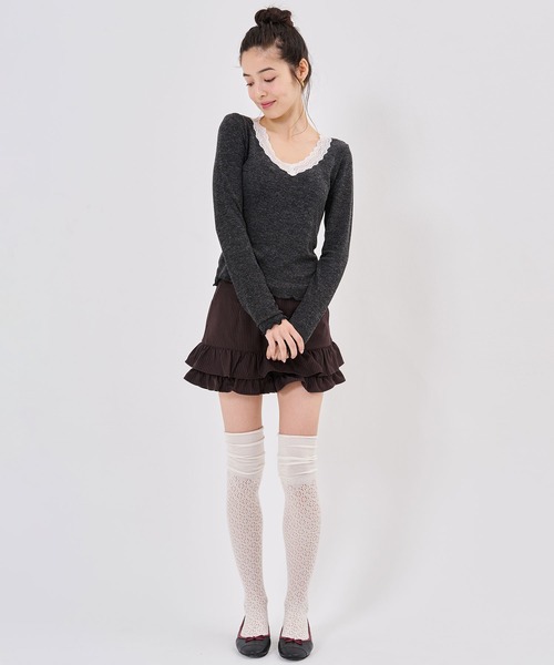 TINA:JOJUN(ティーナジョジュン)の「レース付き Vネック カットソー TINA:JOJUN(Tシャツ/カットソー・レディース・ピンク系その他/チャコール/ライトグリーン・M)」の8枚目の写真