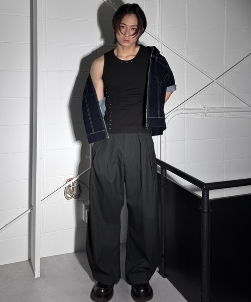 Chikashitsu +(チカシツプラス)の「【Chikashitsu +】studs rib sleeveless (2color) / 【チカシツプラス】スタッズリブタンクトップ(タンクトップ・メンズ・ホワイト/ブラック・ONE SIZE)」の10枚目の写真