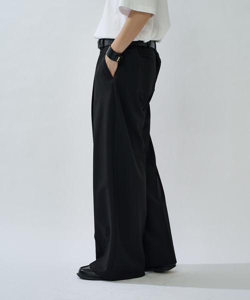 Lui's(ルイス)の「【WEB限定】 ルーズワイドストレートパンツ(スラックス・メンズ・ブラック/カーキ・S/M)」の5枚目の写真