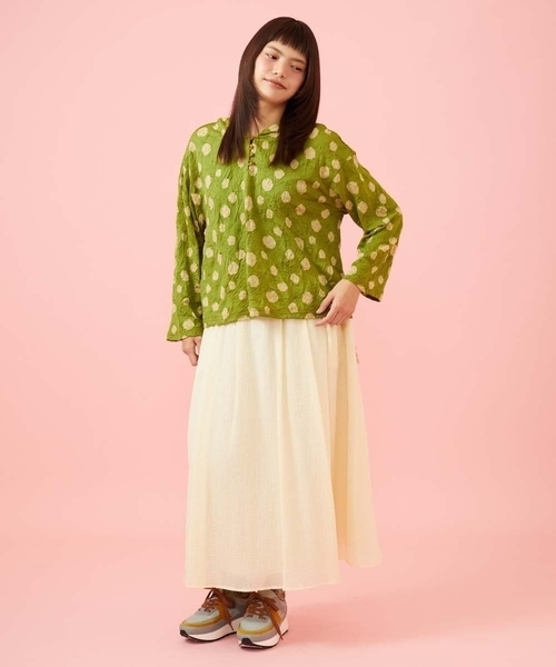 Jocomomola(ホコモモラ)の「【日本製】配色ドットジャカードフード付きカットソー(Tシャツ/カットソー・レディース・ブラック/グリーン・40)」の15枚目の写真