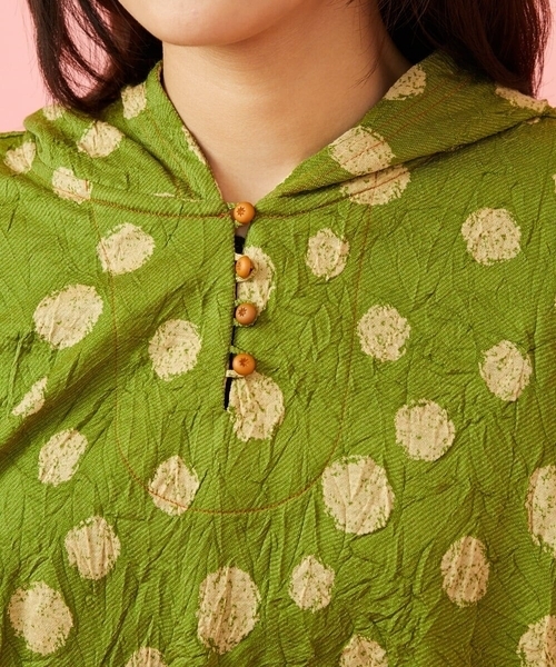 Jocomomola(ホコモモラ)の「【日本製】配色ドットジャカードフード付きカットソー(Tシャツ/カットソー・レディース・ブラック/グリーン・40)」の19枚目の写真