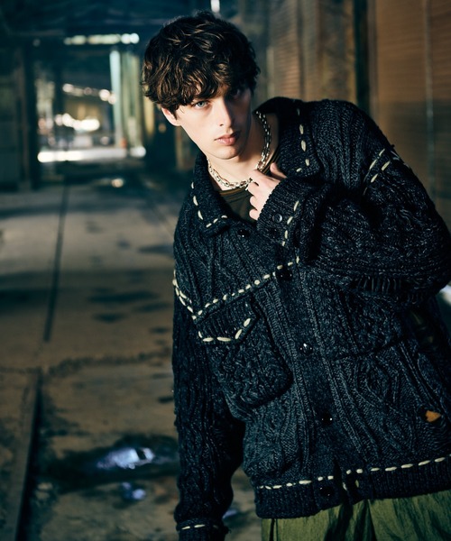 glamb(グラム)の「Damage Knit Jacket / ダメージニットジャケット(ブルゾン・メンズ・アイボリー/ブラック・S/M/L)」の10枚目の写真