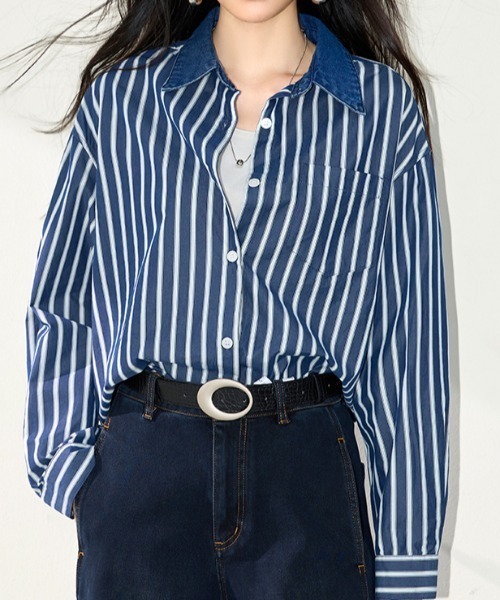 LUCPY(ラクピー)の「ストライプオーバーサイズシャツ(シャツ/ブラウス・レディース・ブルー・X-LARGE/LARGE/MEDIUM/SMALL)」の3枚目の写真