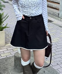 ハートボタンミニフリルヘムミニスカート