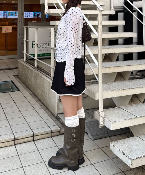 CIAOPANIC（チャオパニック）の「ハートボタンミニフリルヘムミニスカート（スカート・レディース・グレー/カーキ/ブラウン/ブラック・ONE SIZE）」の12枚目の写真