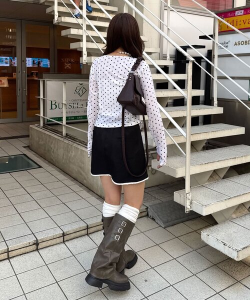 CIAOPANIC（チャオパニック）の「ハートボタンミニフリルヘムミニスカート（スカート・レディース・グレー/カーキ/ブラウン/ブラック・ONE SIZE）」の13枚目の写真
