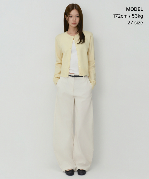 MUSINSA STANDARD WOMAN（ムシンサスタンダードウーマン）の「ウィメンズ無地CPカーブドチノパンツ[アイボリー]（その他パンツ・レディース・その他・30/29/24/26/27/28/25）」の9枚目の写真