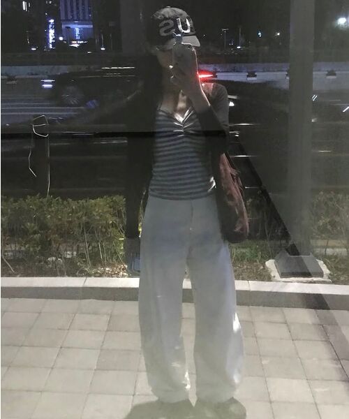 MUSINSA STANDARD WOMAN（ムシンサスタンダードウーマン）の「ウィメンズ無地CPカーブドチノパンツ[アイボリー]（その他パンツ・レディース・その他・30/29/24/26/27/28/25）」の6枚目の写真