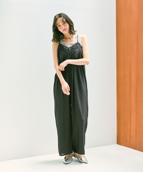 niko and...(ニコアンド)の「ドットレースロンパース(サロペット/オーバーオール・レディース・ブラック/ブラウン/アイボリー・FREE)」の4枚目の写真