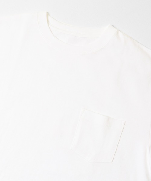 THE GOODLAND MARKET(ザグッドランドマーケット)の「armi HARDMAN POCKET TEE(Tシャツ/カットソー・メンズ・ホワイト・3/4/5/6)」の5枚目の写真