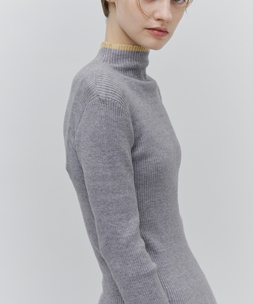 Plumel(プルメル)の「Bicolor Bottle Neck Rib Knit / バイカラーボトルネックリブニット(ニット/セーター・レディース・ブラウン/グレー/オフホワイト/ブラック・MEDIUM)」の15枚目の写真