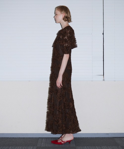 ANDRESD(アンドレスド)の「フロッキングボレロドレス / FLOCKING BOLERO DRESS(ドレス・レディース・ブラウン/グレー/ブラック・L/M/S)」の13枚目の写真