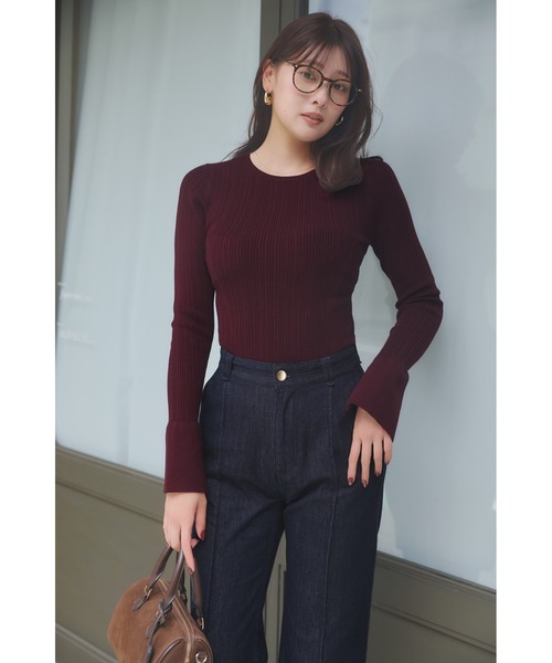 Her lip to(ハーリップトゥー)の「Essential Semi Flared Jeans(デニムパンツ・レディース・インディゴブルー・XS/S/M)」の8枚目の写真