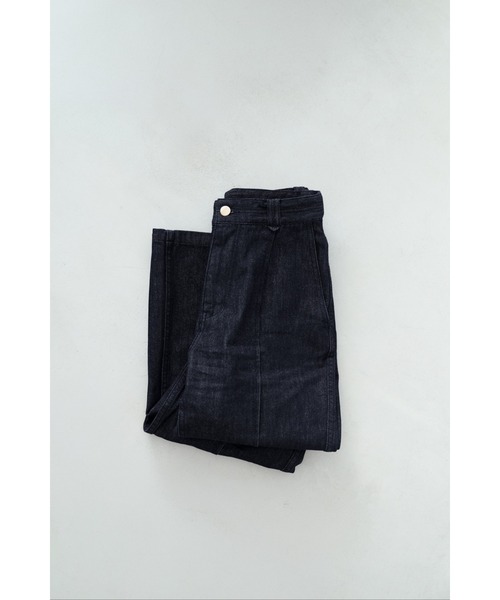 Her lip to(ハーリップトゥー)の「Essential Semi Flared Jeans(デニムパンツ・レディース・インディゴブルー・XS/S/M)」の10枚目の写真