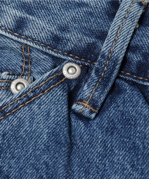 RES DENIM（レスデニム）の「RES DENIM/レスデニム LOVEFOOL ROLLED デニムショーツ インディゴ クラッシュ ダメージ（デニムパンツ・レディース・ライトブルー・24inch/25inch/26inch/27inch）」の8枚目の写真