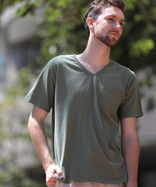 Denime(ドゥニーム)の「【MadeInJapan】BASIC CUTSEW/ベーシックカットソーVネックポケT(Tシャツ/カットソー・メンズ・ホワイト/杢グレー/ブラック/ライトブラウン/ピンク/ネイビー/カーキ・SMALL/X-LARGE/LARGE/MEDIUM)」の5枚目の写真
