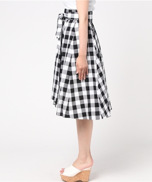 QUEENS COURT（クイーンズコート）の「【セットアップ対象】ウエストリボンスカート（スカート・レディース・ブラウン/イエロー/レッド/ピンク・S/M/SS）」の6枚目の写真