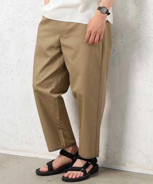 green label relaxing（グリーンレーベルリラクシング）の「ST T/C パイピング クロップド チノパンツ ◆（チノパンツ・メンズ・ネイビー/ベージュ/グレー・SMALL/MEDIUM/LARGE）」の3枚目の写真