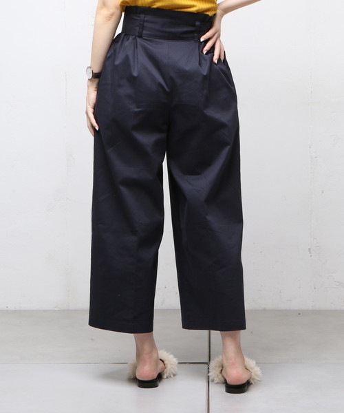 natural couture(ナチュラルクチュール)の「べっ甲ベルトチノパンツ(チノパンツ・レディース・ベージュ/ネイビー/パープル・FREE)」の17枚目の写真