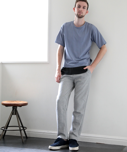 Denime(ドゥニーム)の「サイドスリットビッグTシャツ(Tシャツ/カットソー・メンズ・ブラック/レッド系その他/ホワイト/ブルー系その他・LARGE/MEDIUM)」の11枚目の写真