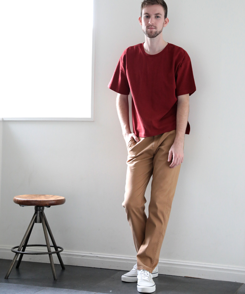 Denime(ドゥニーム)の「サイドスリットビッグTシャツ(Tシャツ/カットソー・メンズ・ブラック/レッド系その他/ホワイト/ブルー系その他・LARGE/MEDIUM)」の19枚目の写真