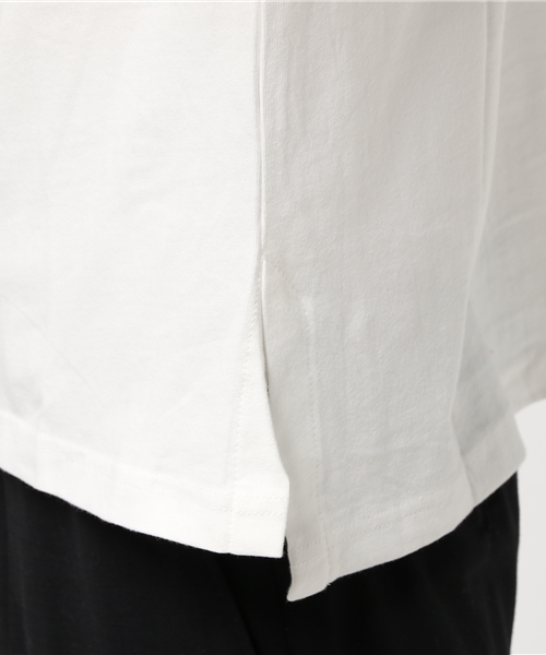 Denime(ドゥニーム)の「サイドスリットビッグTシャツ(Tシャツ/カットソー・メンズ・ブラック/レッド系その他/ホワイト/ブルー系その他・LARGE/MEDIUM)」の9枚目の写真