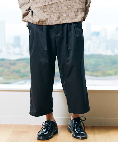 kutir（クティール）の「Cropped wide PANTS / ワイドクロップドパンツ　ガウチョパンツ（その他パンツ・メンズ・ブラック/グレー/グレー系その他・SMALL/MEDIUM/LARGE）」の18枚目の写真