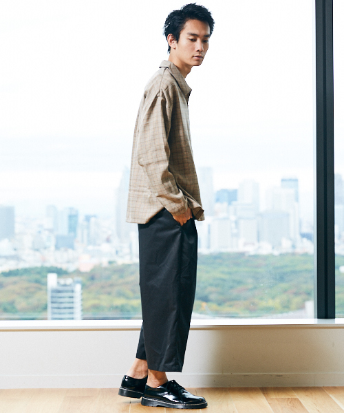 kutir（クティール）の「Cropped wide PANTS / ワイドクロップドパンツ　ガウチョパンツ（その他パンツ・メンズ・ブラック/グレー/グレー系その他・SMALL/MEDIUM/LARGE）」の5枚目の写真