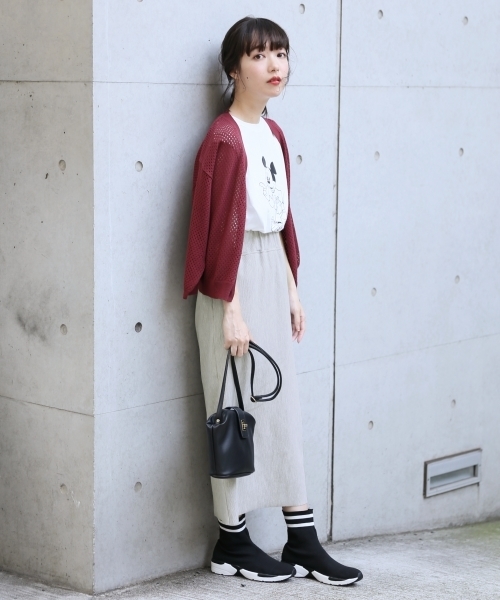 LOWRYS FARM（ローリーズファーム）の「アイレットカーデ　803218（カーディガン/ボレロ・レディース・ブラック/レッド/イエロー/アイボリー・MEDIUM/LARGE）」の18枚目の写真