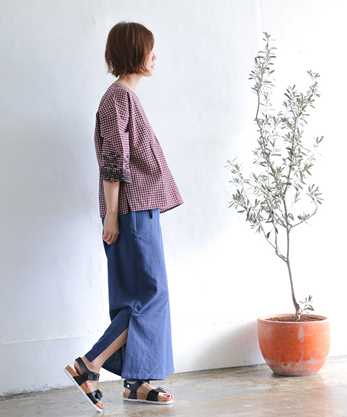 LBC(エルビーシー)の「サイドスリットワイドパンツ(その他パンツ・レディース・ブラック/ネイビー・M/L)」の6枚目の写真