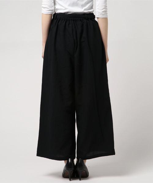 LBC(エルビーシー)の「サイドスリットワイドパンツ(その他パンツ・レディース・ブラック/ネイビー・M/L)」の4枚目の写真