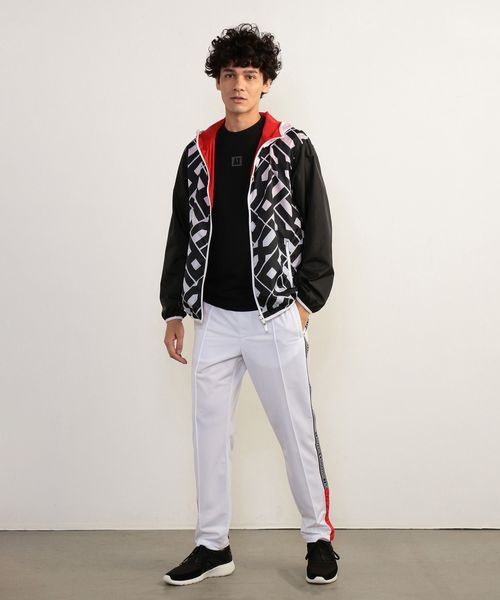 ARMANI EXCHANGE(アルマーニエクスチェンジ)の「【A|Xアルマーニ エクスチェンジ】リバーシブル ジップアップフーディ(ブルゾン・メンズ・ブラック系その他/レッド系その他・LARGE/MEDIUM/SMALL/X-LARGE/X-SMALL)」の11枚目の写真