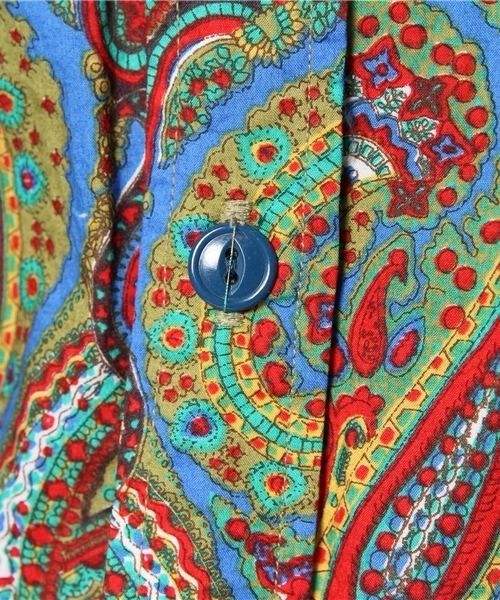 And A(アンドエー)の「PAISELY BD SHIRTS(SALTWATER COWBOY)(シャツ/ブラウス・メンズ・ネイビー/レッド・MEDIUM/SMALL)」の3枚目の写真