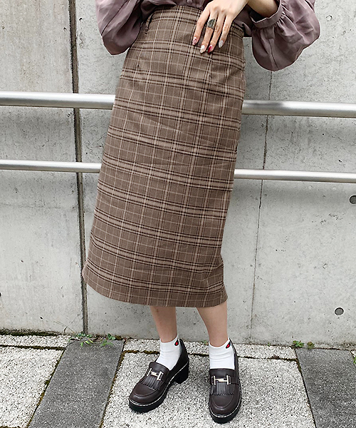apres jour（アプレジュール）の「チェックアソートナロースカート【ZOZOTOWN限定アイテム】（スカート・レディース・ベージュ/その他/ライトブラウン・フリー）」の2枚目の写真