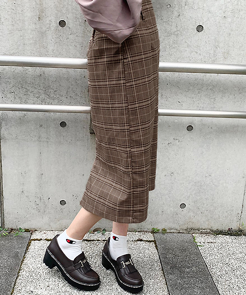 apres jour（アプレジュール）の「チェックアソートナロースカート【ZOZOTOWN限定アイテム】（スカート・レディース・ベージュ/その他/ライトブラウン・フリー）」の8枚目の写真