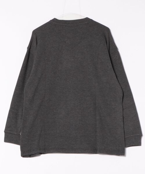 TRAP/U （トラップユー）の「【69】【TRAP/U】サイドボタン　長袖カットソー（Tシャツ/カットソー・レディース・チャコールグレー/ブラック/ベージュ/カーキ・LARGE/MEDIUM）」の5枚目の写真