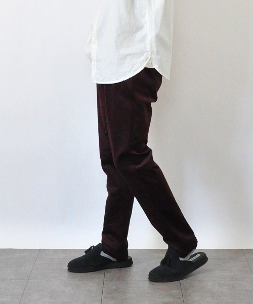 Hub&Spoke（ハブアンドスポーク）の「テンセル混コーデュロイテーパードパンツ（その他パンツ・メンズ・ブラック/ネイビー/バーガンディー・X-LARGE/LARGE）」の3枚目の写真