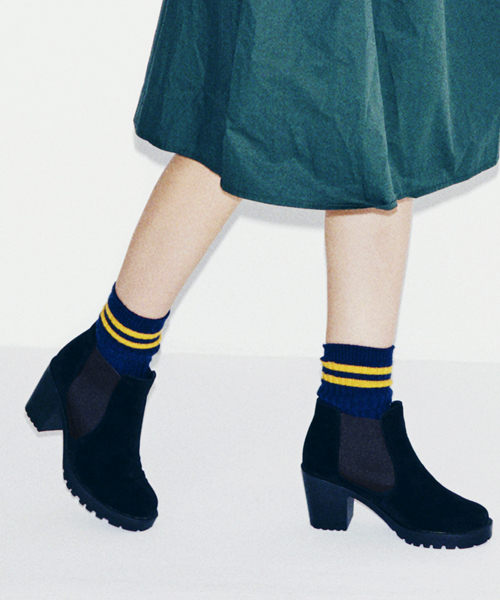 Chico（チコ）の「スエードサイドゴアブーツ（ブーツ・レディース・ブラック/ブラウン/カーキ・SMALL/MEDIUM/LARGE）」の2枚目の写真