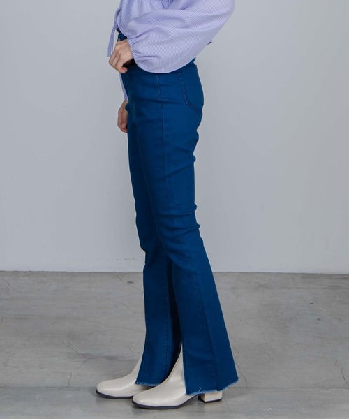 WEGO（ウィゴー）の「WEGO/センタースリットフレアパンツ（デニムパンツ・レディース・インディゴブルー/ブラック・FREE）」の10枚目の写真